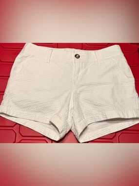 Lilly Pulitzer White Textured High-Waist Shorts size 4